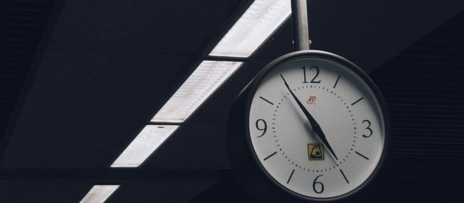 Öykü- Kansu Oğuz Canbek- İstasyon