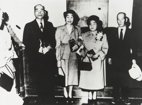 Take Eto's Story During and After World War II, Told by her Daughter