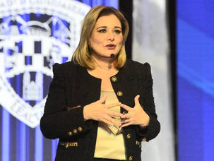 Con agradecimientos, Maru Campos arranca su primer informe de gobierno