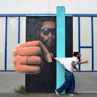 Ingenious Street Artworks That Communicate With The Roads Beside Them