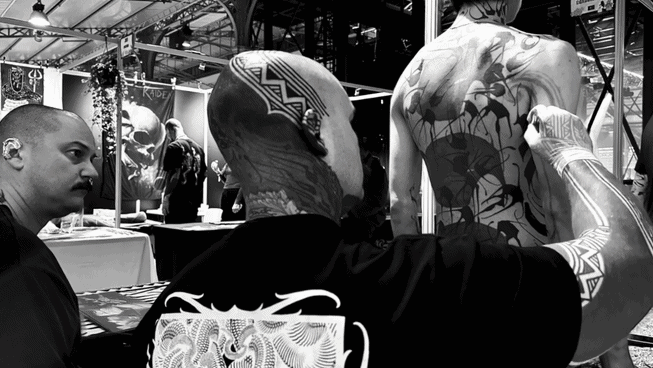 vandalized mondial.gif