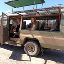 voiture safari à selous.jpeg