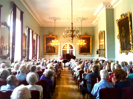 Lara gives recital at the King's Lynn Town Hall and signs autographs post-concert