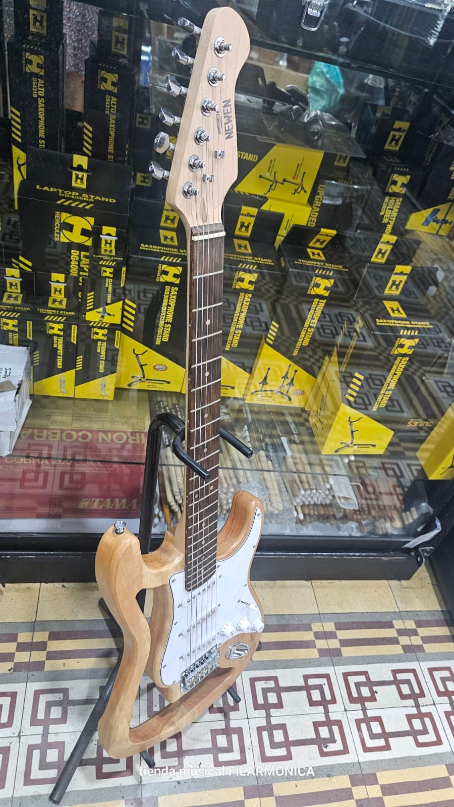 Guitarra Eléctrica Newen - COD: GTN