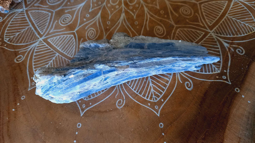 Miniatura: Espada do Arcanjo Miguel (Cianita Azul)