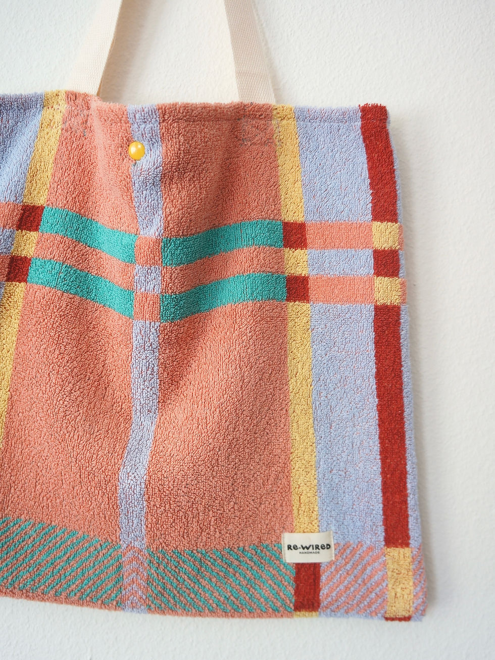 Thumbnail: Towel Shopper - 80s Geometric - Coral