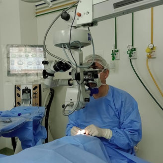 Cirurgia - oftalmologista Luiz Fernando