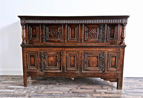 Buffet England ca. zweite Hälfte 16. Jh.