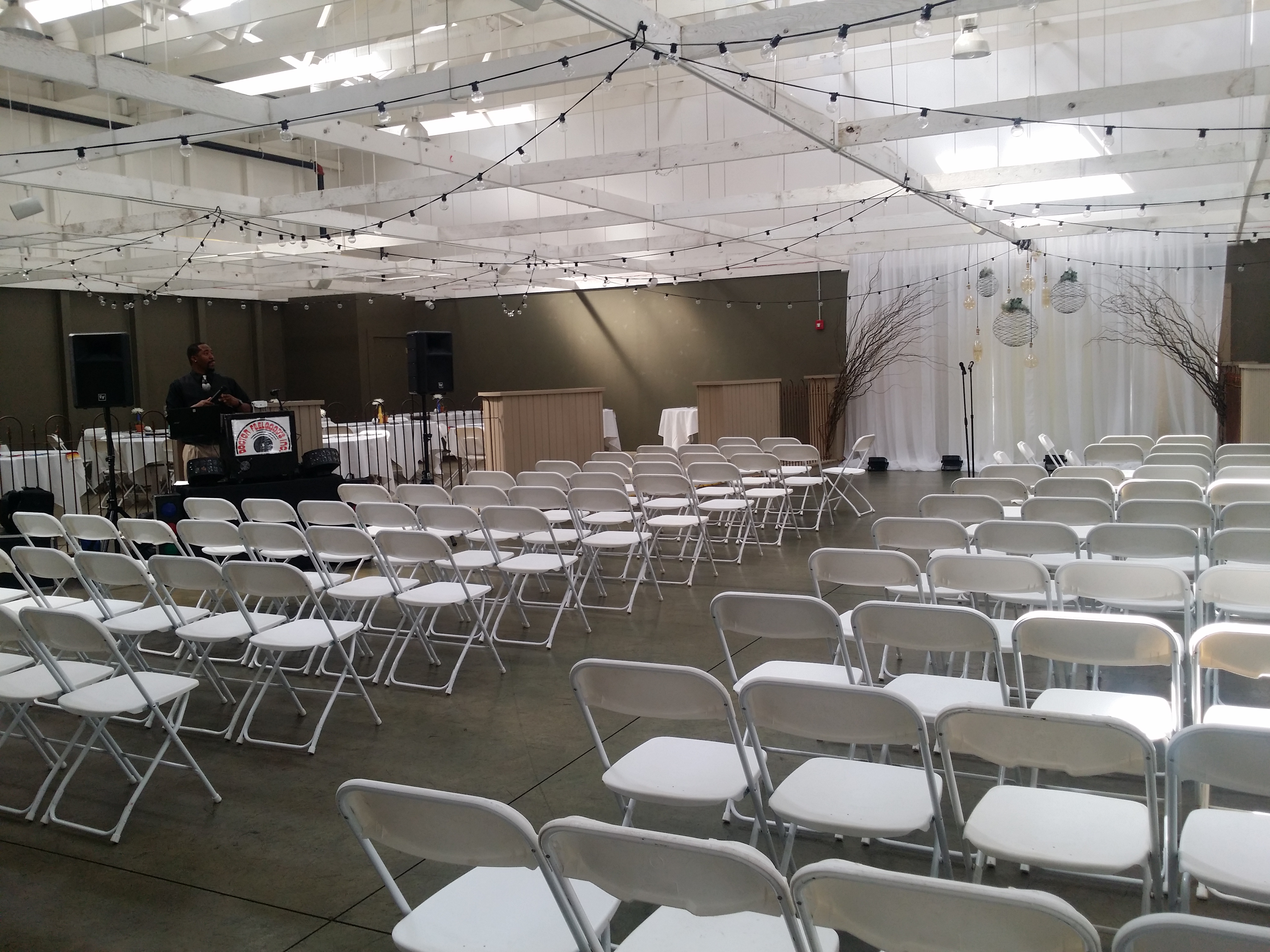 Wedding ceremony at Dupont Downs