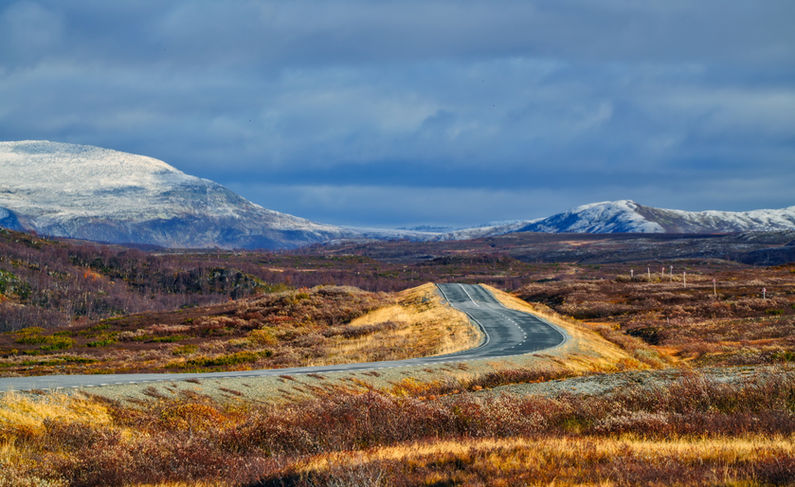 Strasse übers Stekenjokk in Schweden
