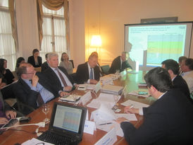 Optimizing energy ties between gas producing and consuming countries