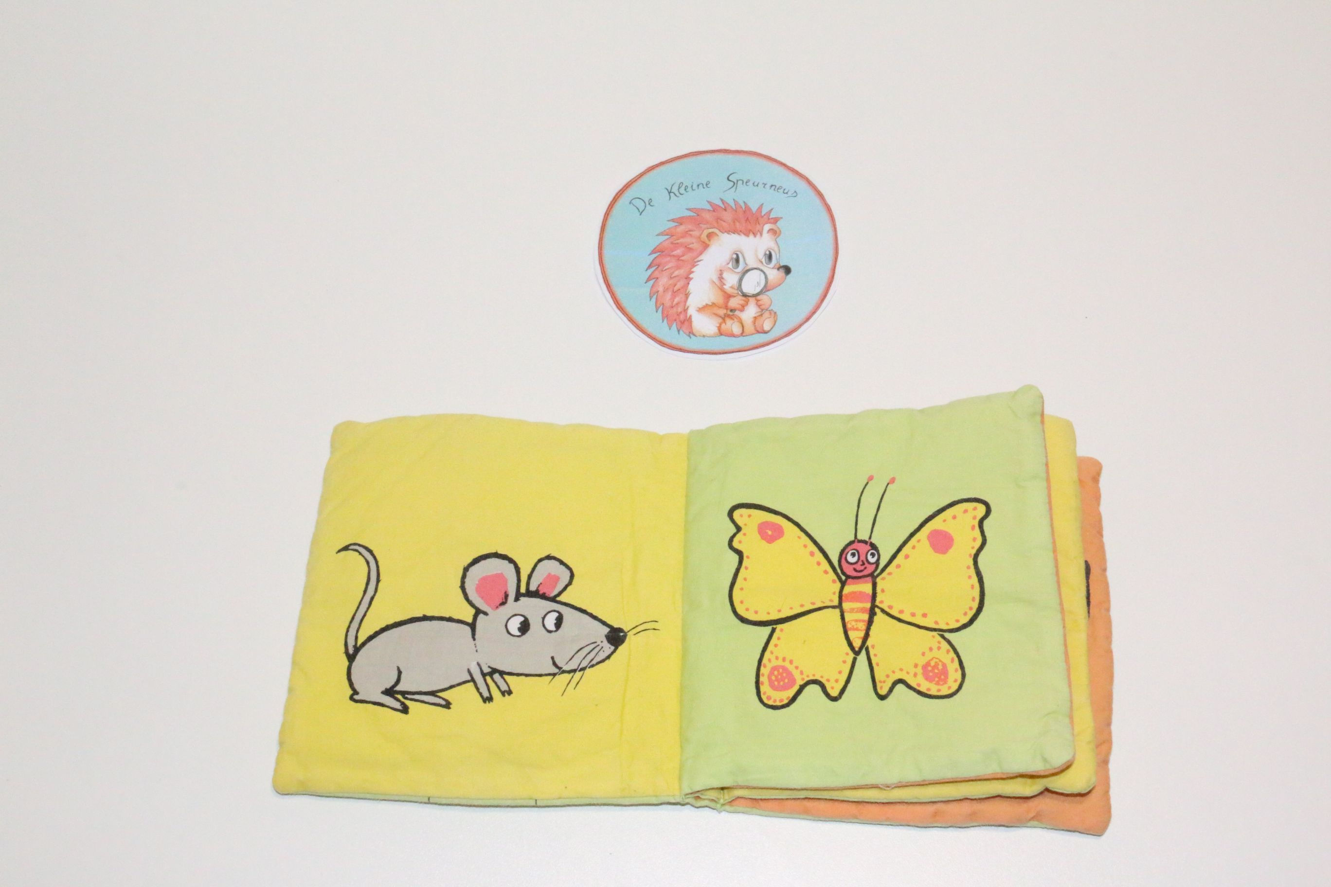 stoffen knisperboekje dieren