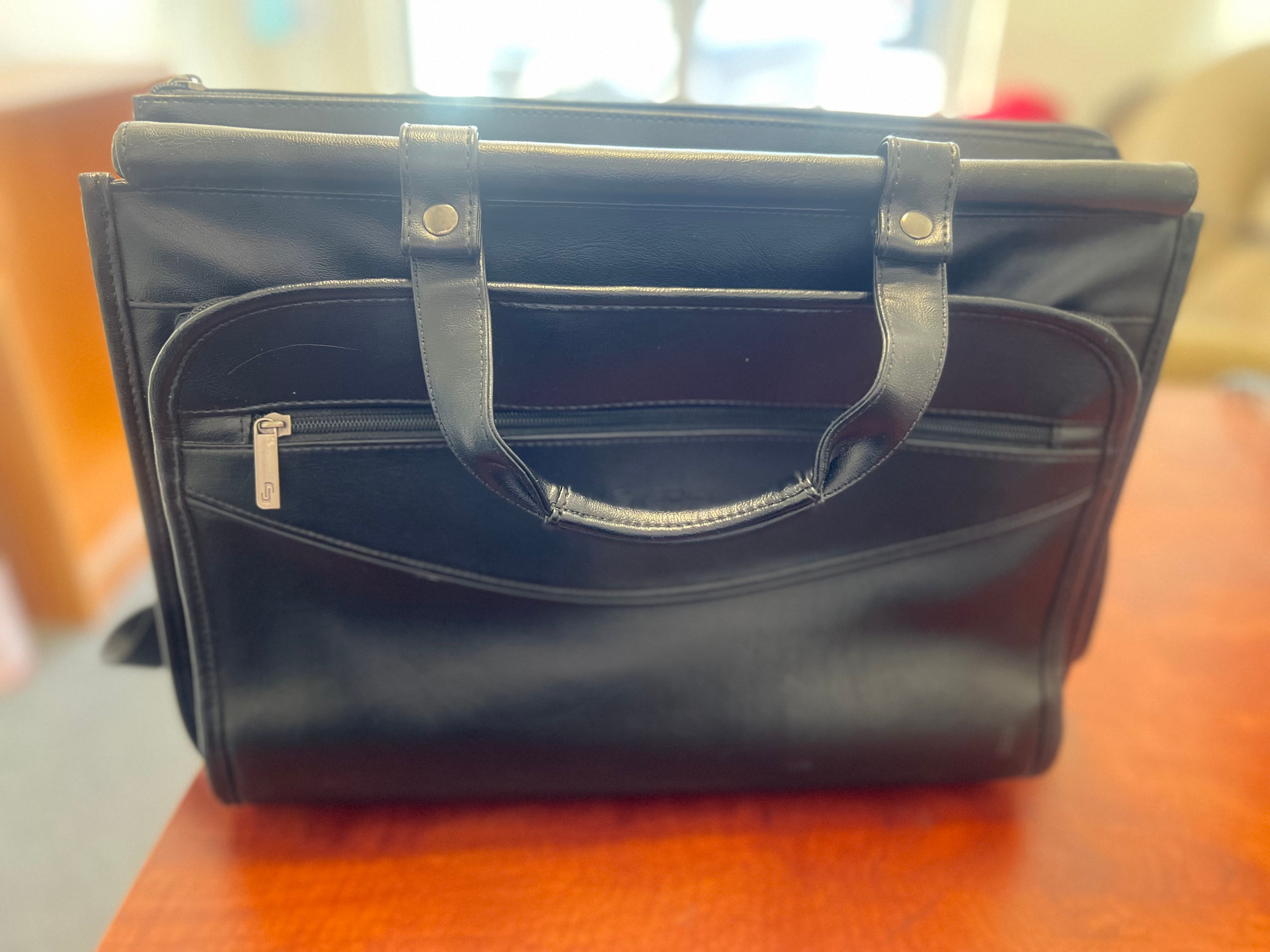 Solo Black Leather Briefcase