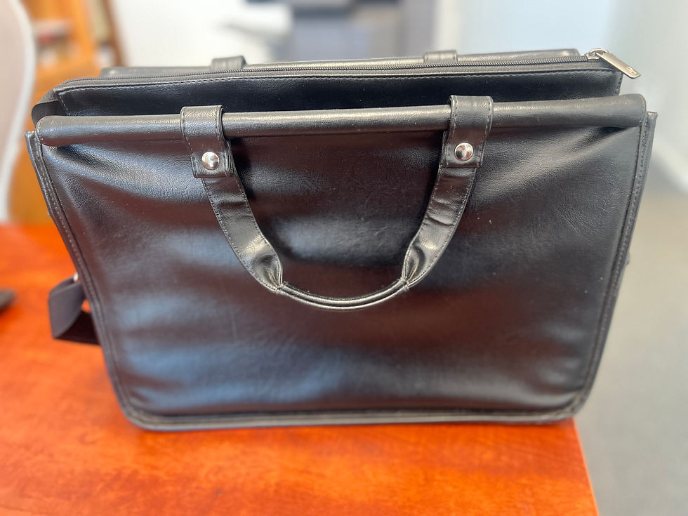 Solo Black Leather Briefcase