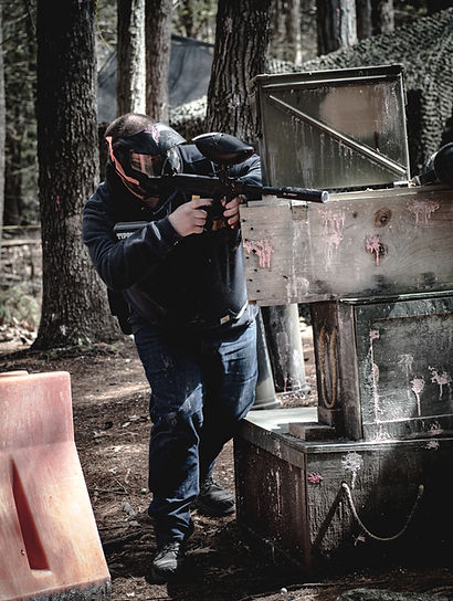 rental player defending the bunker in mission hill at high voltage paintball