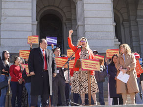 A Voces Unidas se une a trabalhadores e legisladores para lançar projeto de lei para novas proteções contra o calor e o frio extremos no trabalho