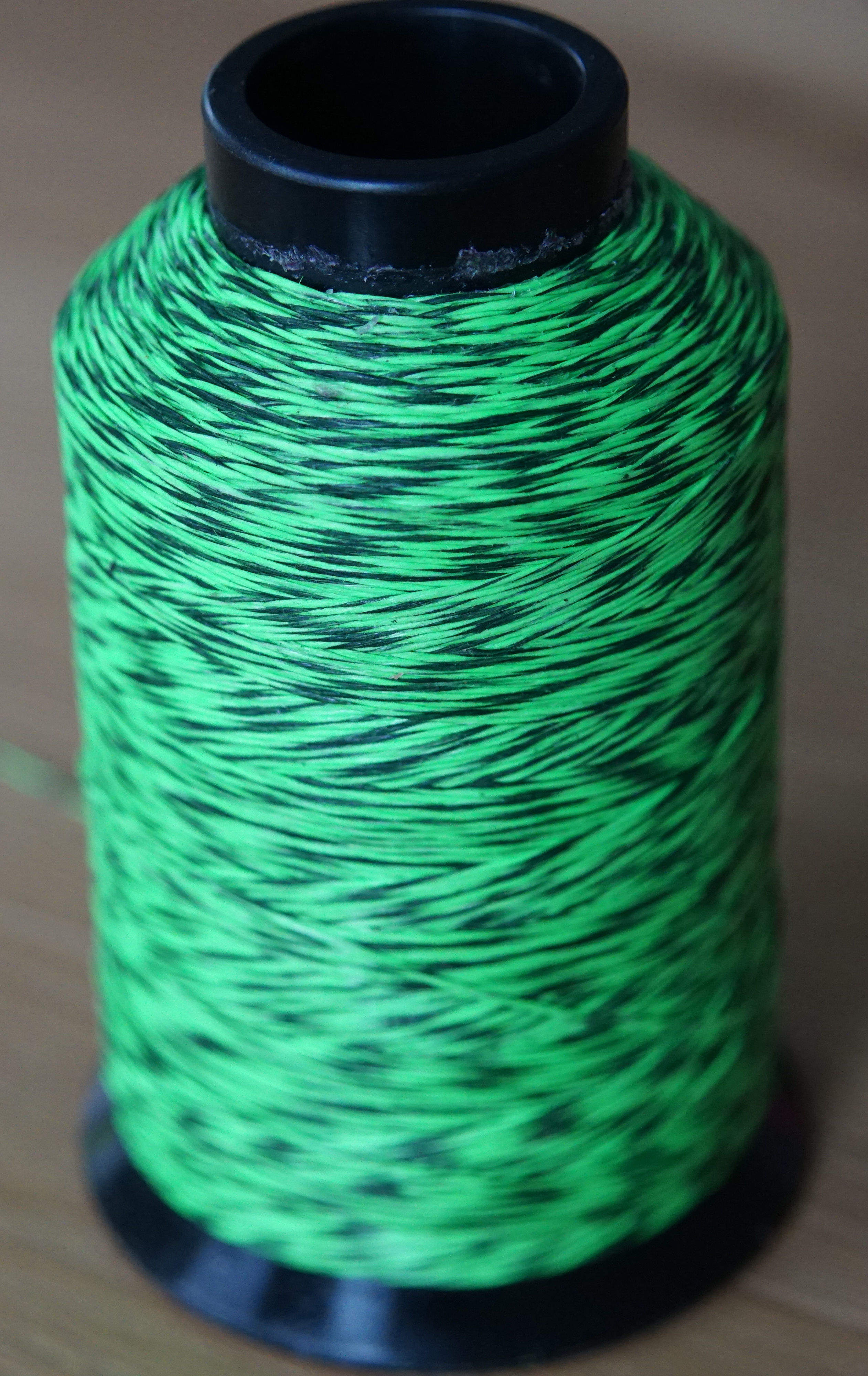 Flo green black 8125 G