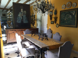 Dining table 