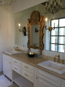 Ensuite bath bedroom 2