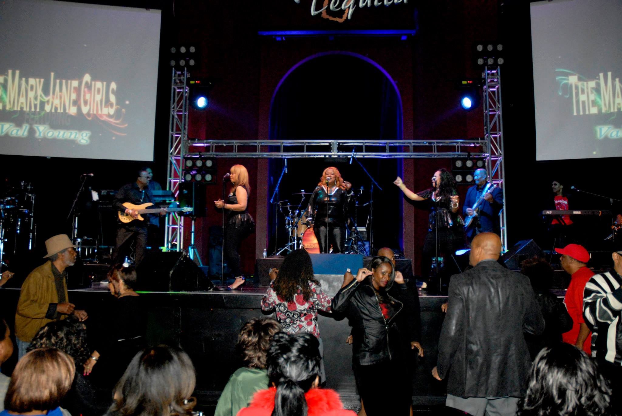 BILLY & MJG'S