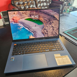 Asus Vivobook (#2)