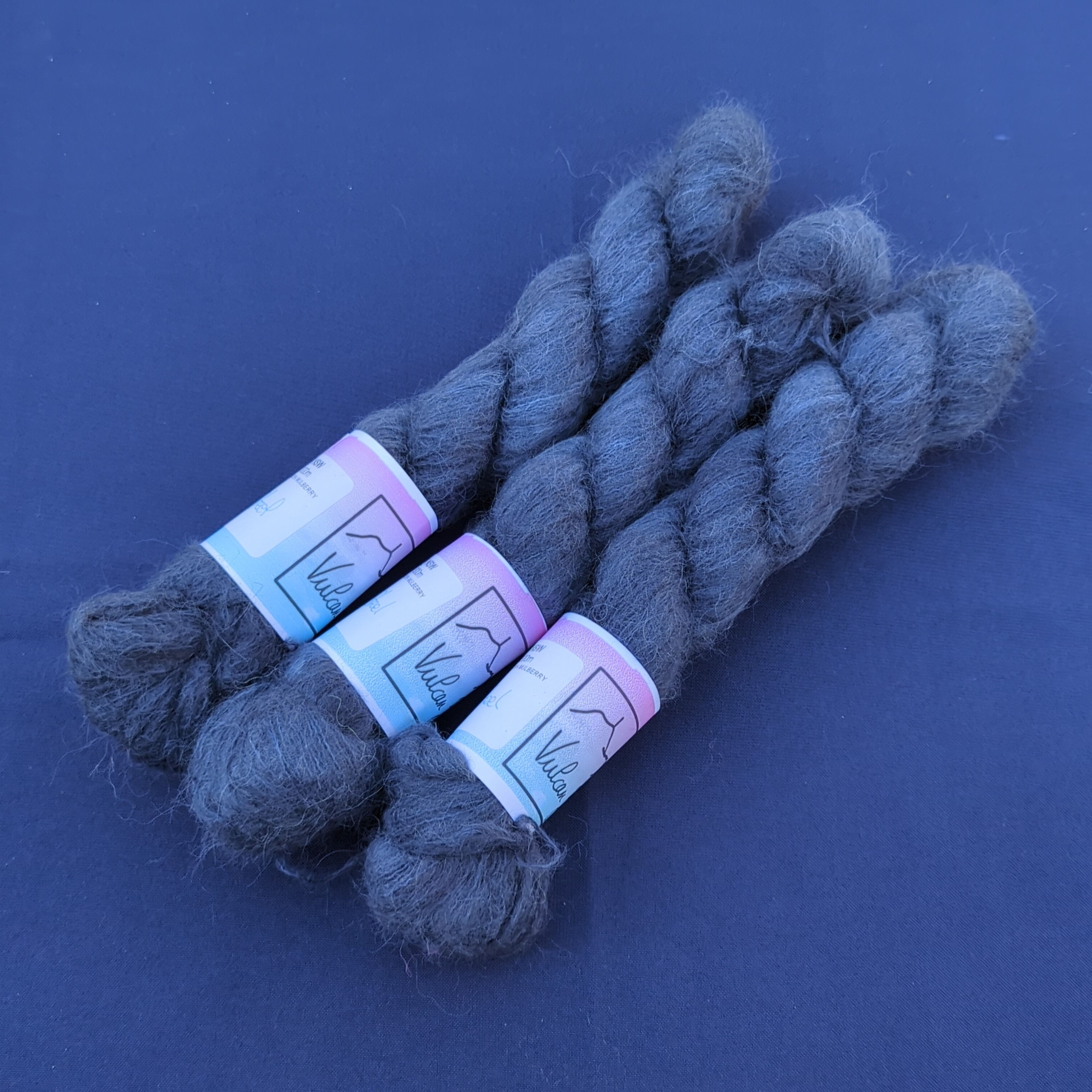 Blued steel - Suri silk