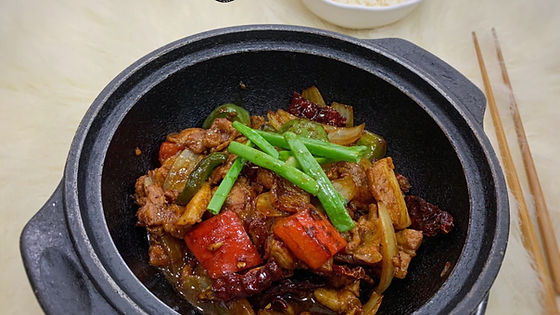 咸鱼花腩肉煲 Clay Pot Pork Belly with Salted Fish