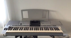 YAMAHA PSR3000