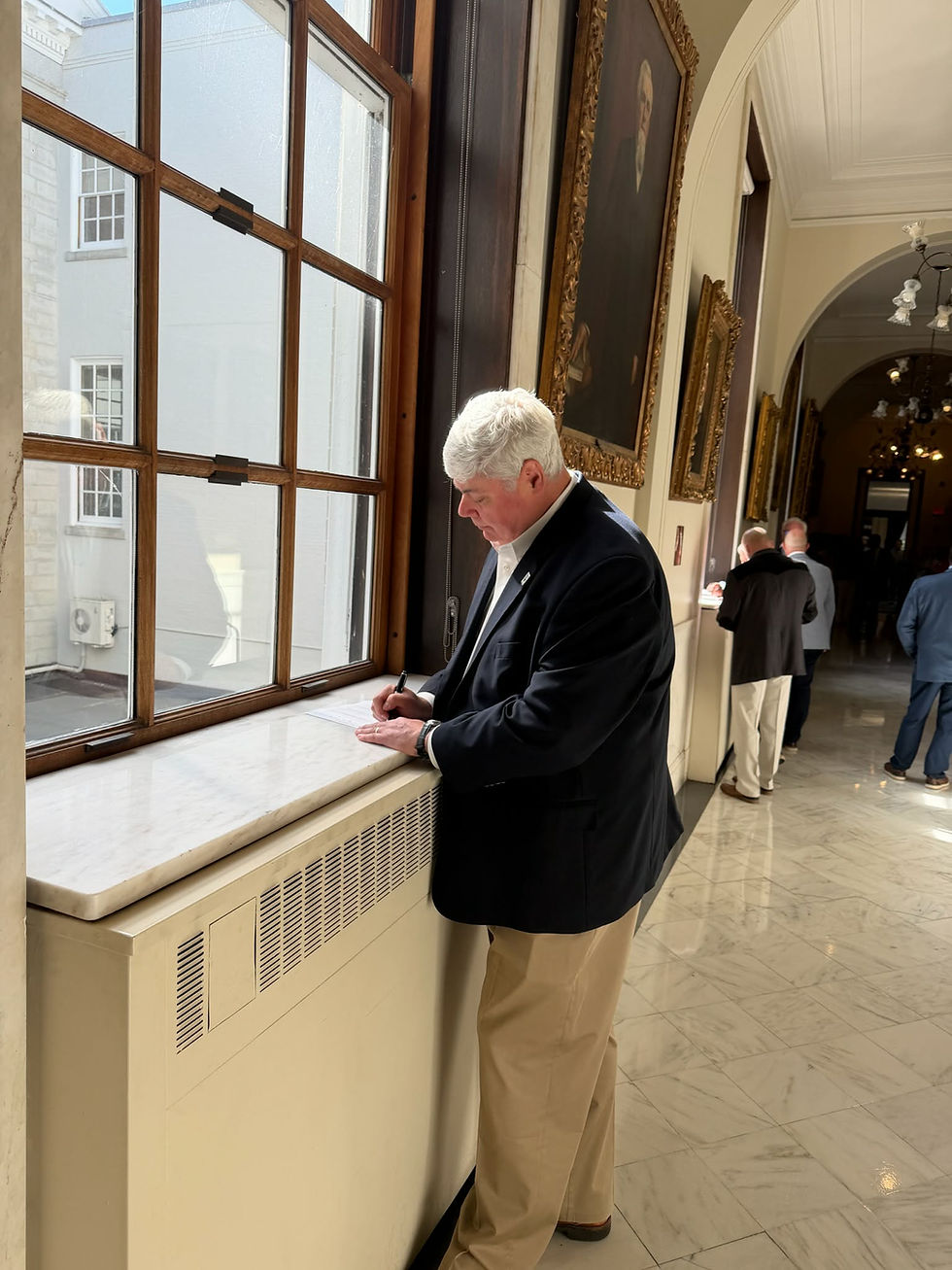 Pete filing for office (Photo Credit: Caitlyn Rollo)