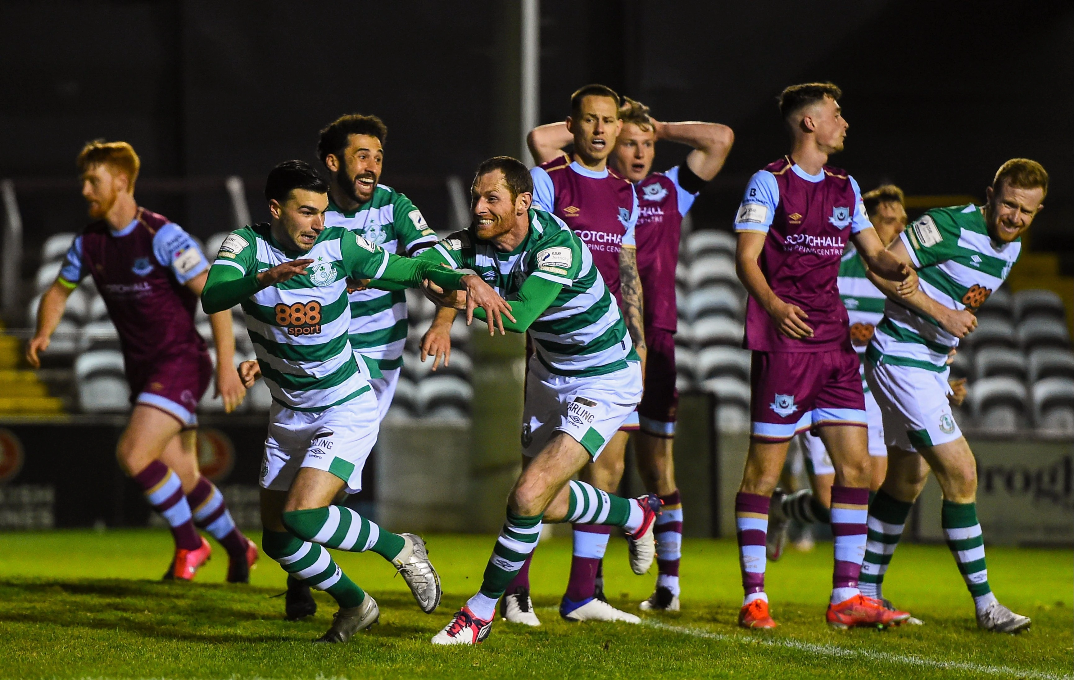 Soi kèo Shamrock Rovers vs Drogheda United, 2h00 ngày 23/7 content media