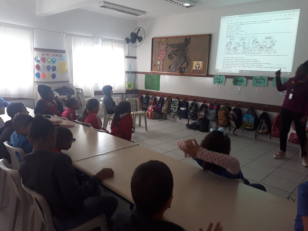 O Lúcia é nossa escolha, no Prédio II - Integral