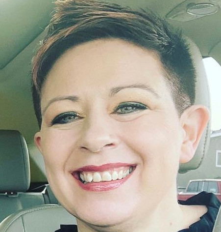 A photo of Debbie Schultz