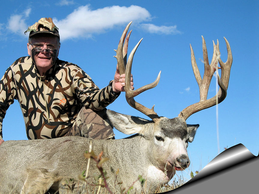Trophy Alberta, spot and stalk Mule deer taken with bow by Tad. Timberline Outfitters