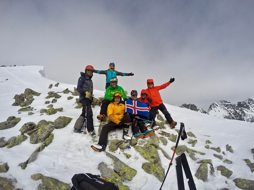 Miniatúra: SLOVENSKO - SKIALPINIZMUS Z CHATY NA CHATU
