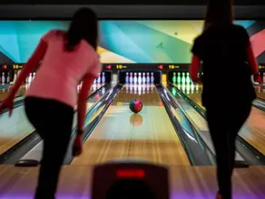 Bowling Marseille Est : les meilleures pistes 2026 pour des sorties inoubliables