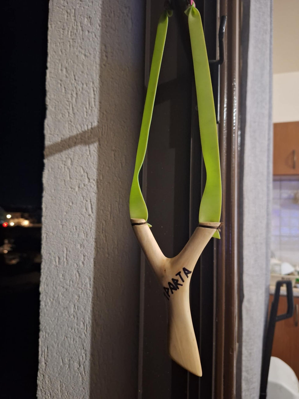 Brown - Yellow Slingshot