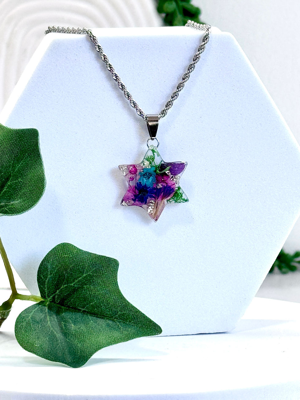 Thumbnail: Custom Dried Flowers Magen David Necklace - Resin and Stainless Steel