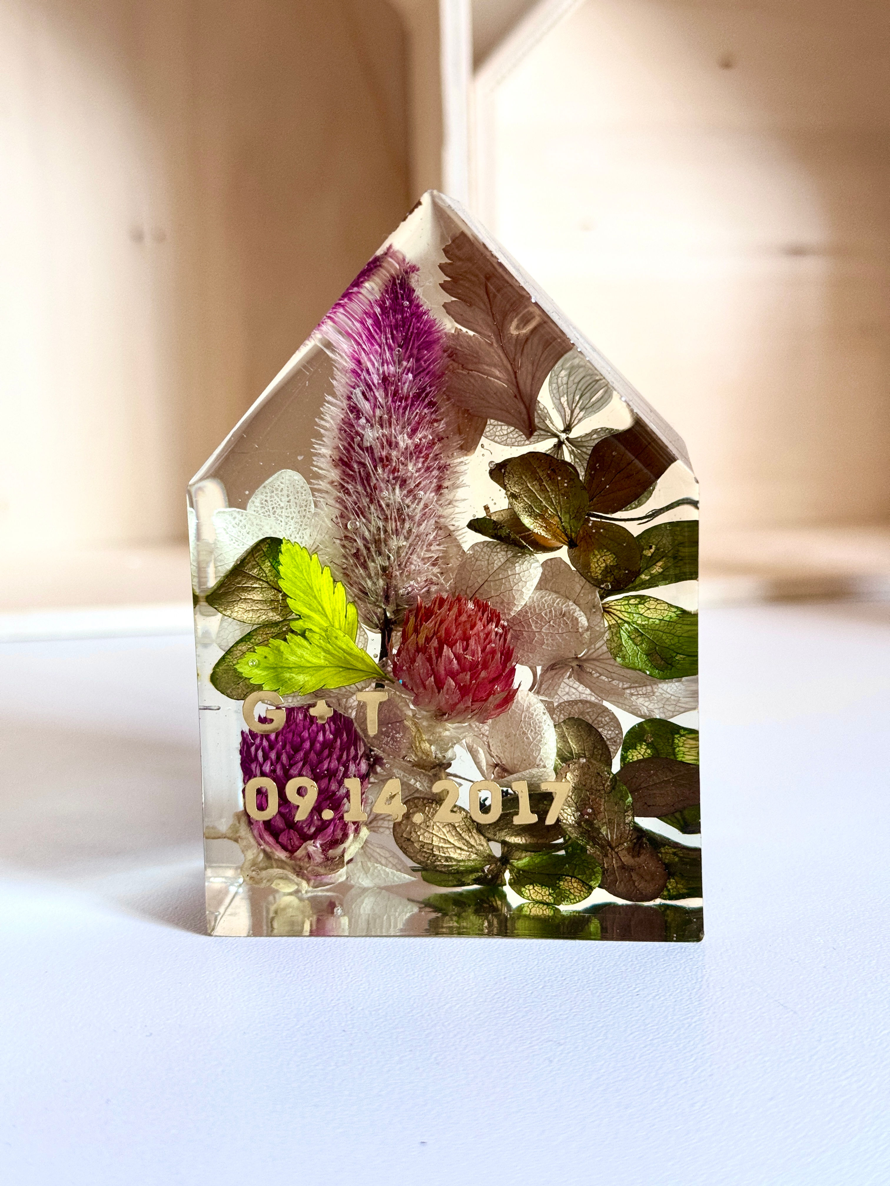 Mini Floral Resin House - Flower Preservation
