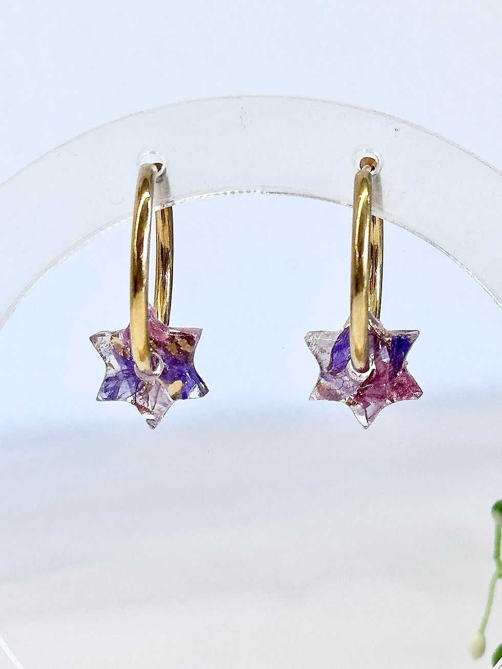 Thumbnail: Custom Magen David Earrings - Dried flowers