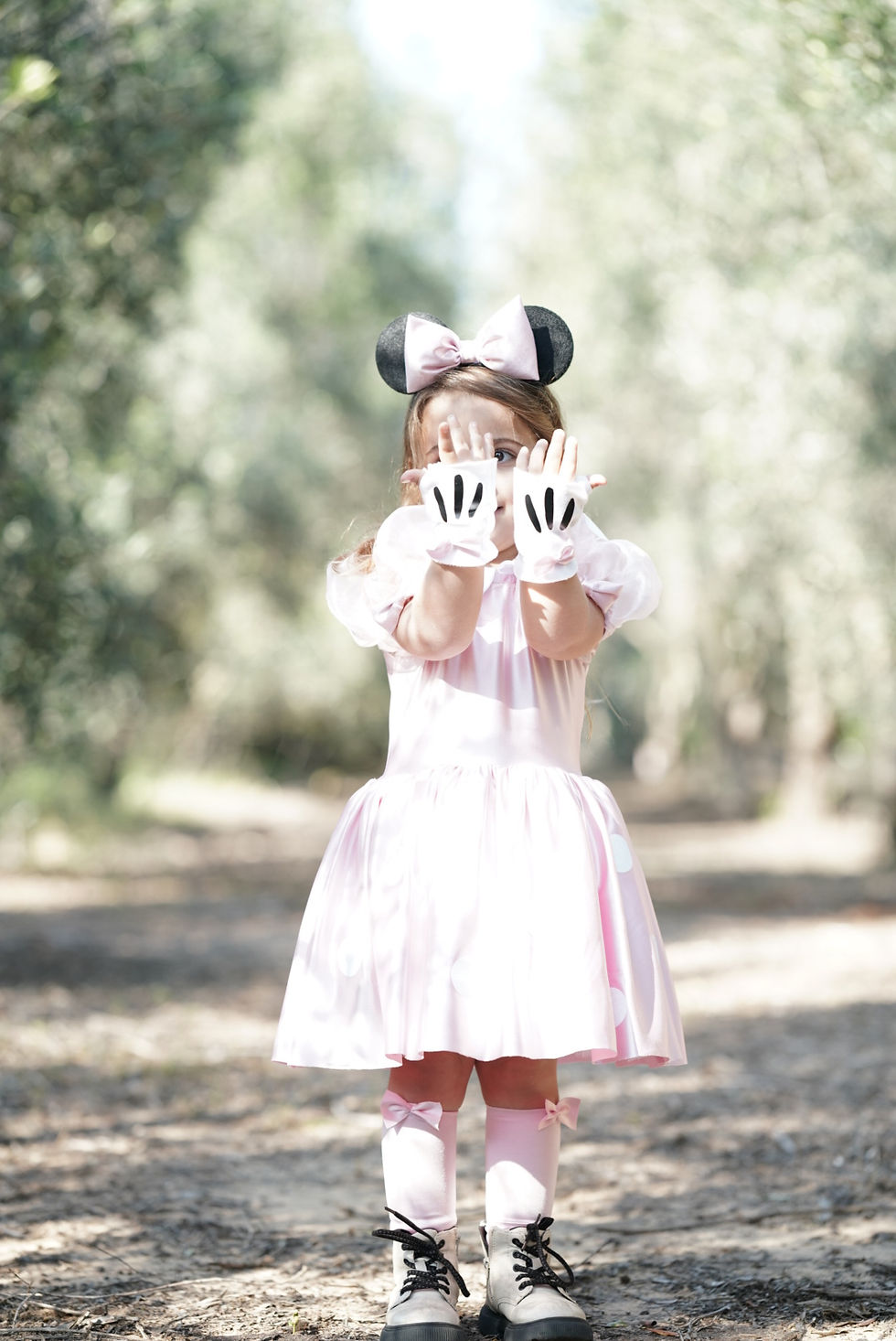 כפפות וחותלות למיני מאוס