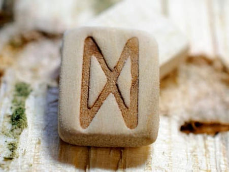 Qual o Significado da Runa 23 Dagaz (D)? - Oráculosweb