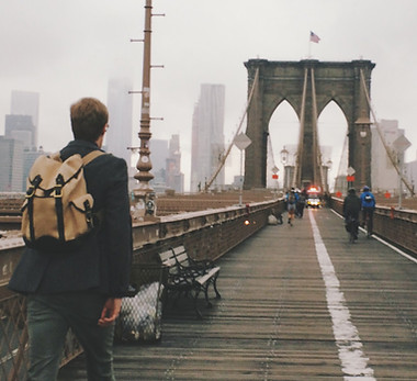 Cruce el puente de Brooklyn