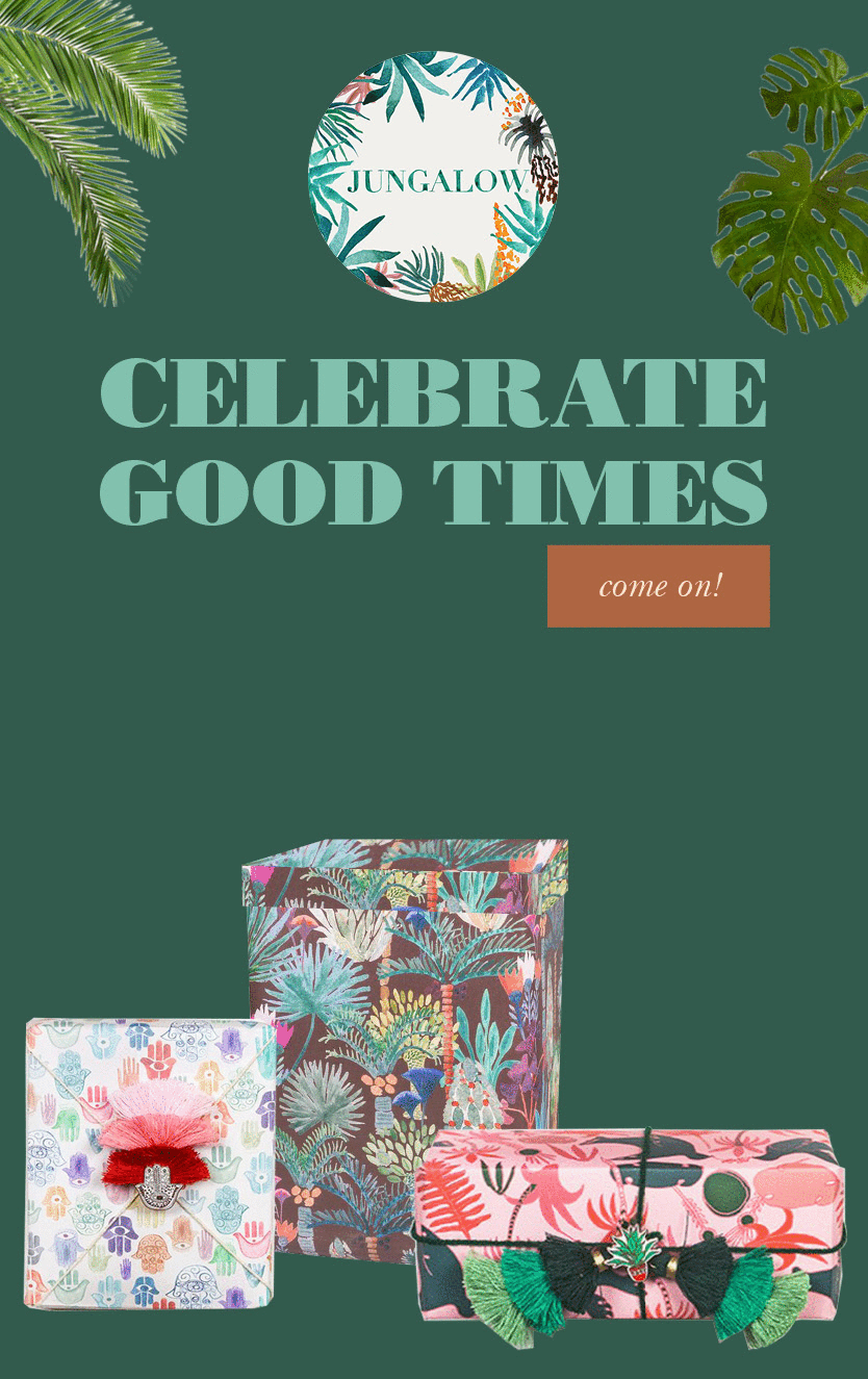 Gift wrap box opening with promo