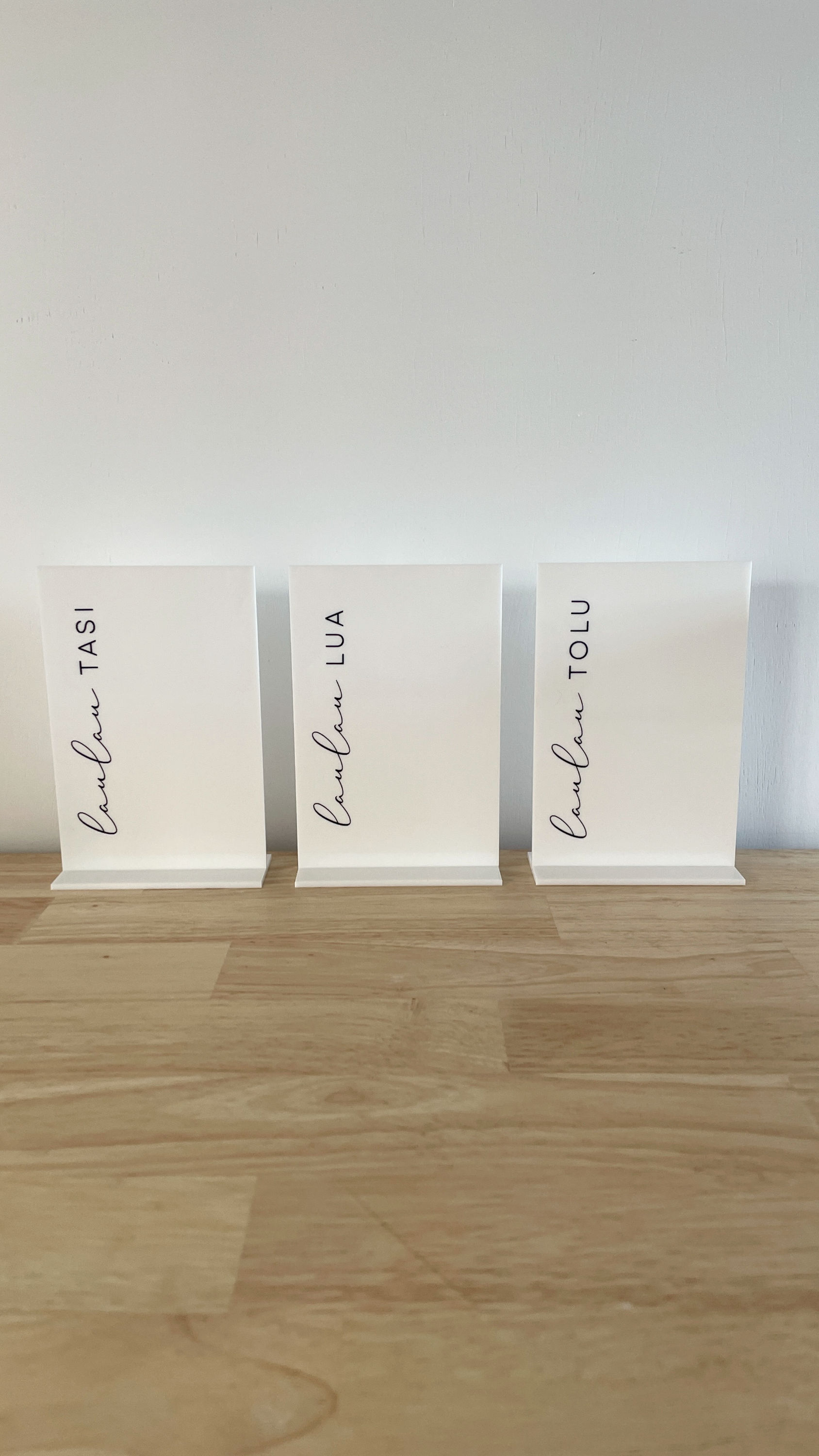 Acrylic table numbers - Samoan design 2