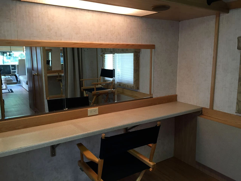 SLM Makeup Mirror