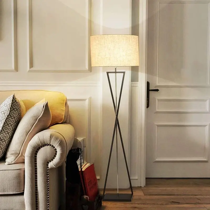 Miniatura: Lampara de Pie Laura NEW YORK