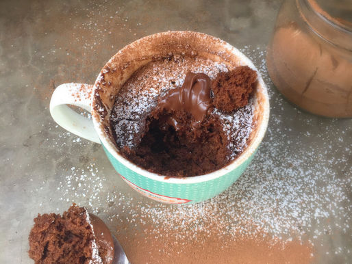 Queque de Nutella Solo para Uno en el Microondas