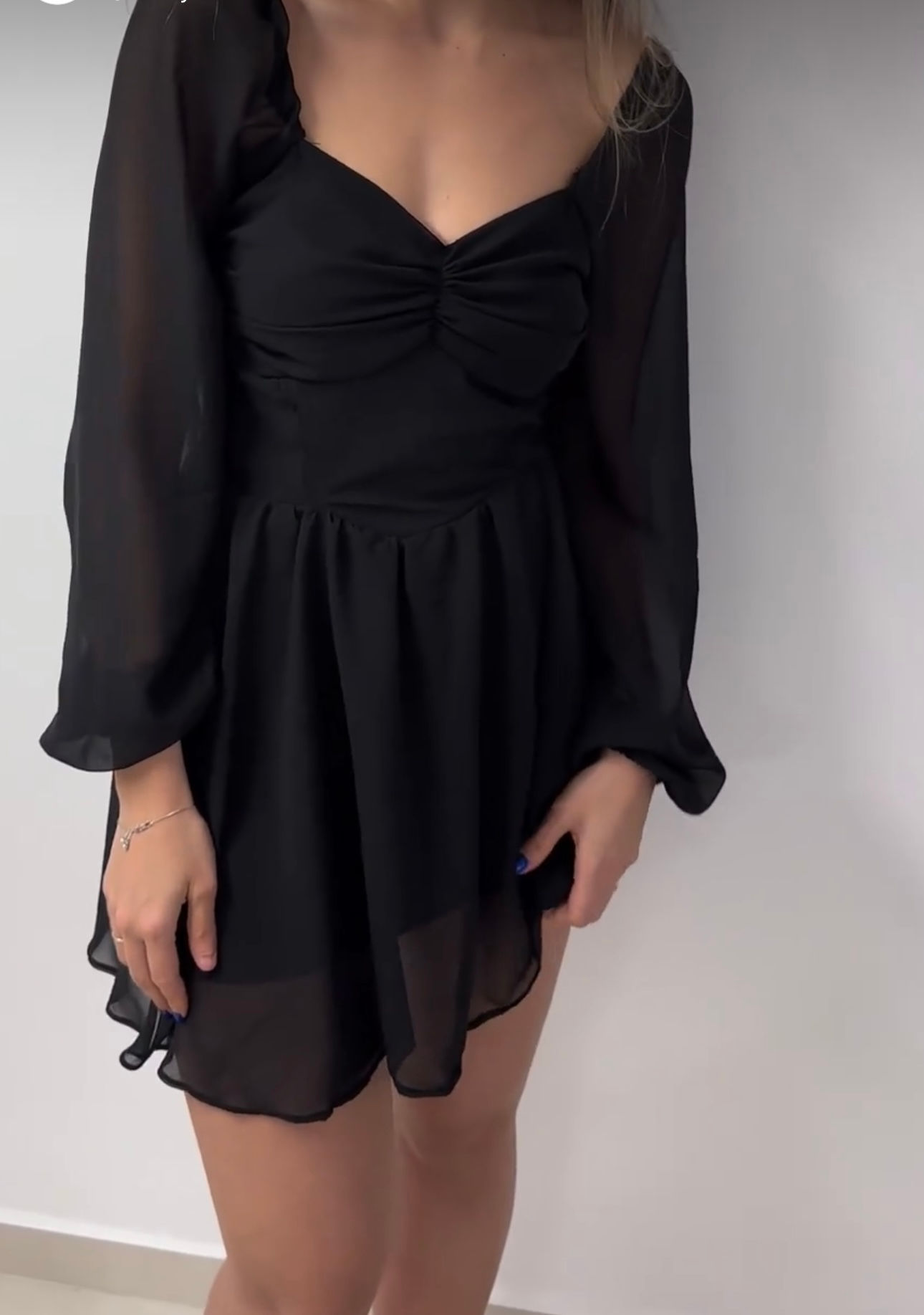 שמלה שיפון נעימה ומחמיאה