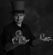 4 Ball Stack W-Tophat_DSF1358.jpg