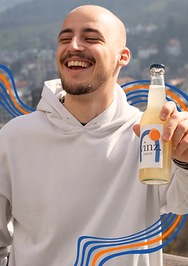 Jan mit vinz. und Wellen.png